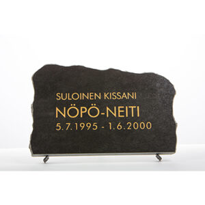 Gravsten med oregelbunden kant
